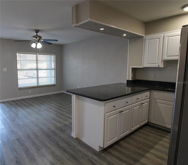 Photo - 1860 Phillippi Shores Dr Unit 6A