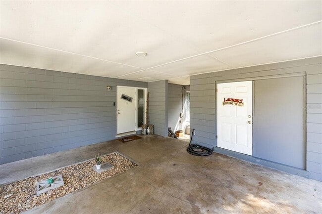 Photo - 749 NW 34th St