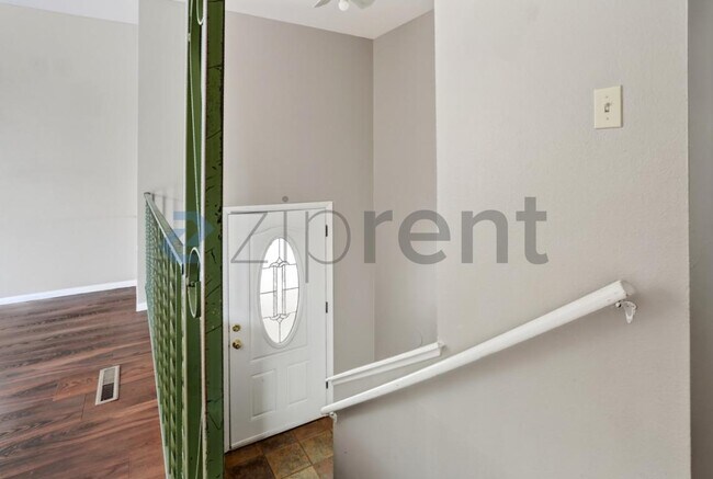 Photo - Unit