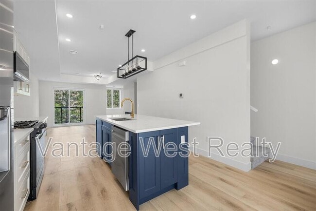 Photo - 1975-1975 Shannon Lake Rd