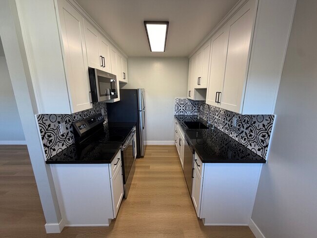 Photo - 14433 Bancroft Ave Unit 33