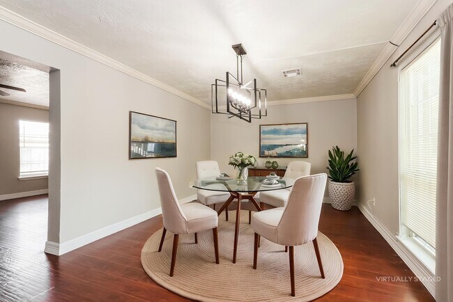 Photo - 10122 Woodhollow Dr