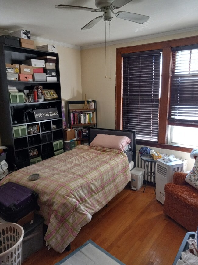 Photo - 180 Jerome Pl Unit 2