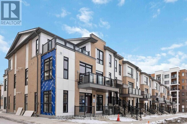 Photo - 145 Canon Jackson Dr Unité 111