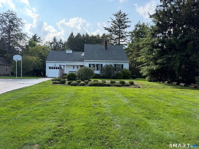 Building Photo - 989 N Farms Rd