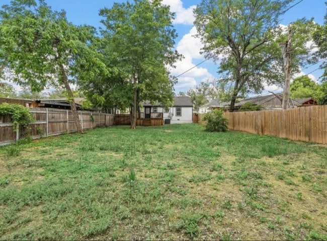 Photo - 2717 Alexander Ave