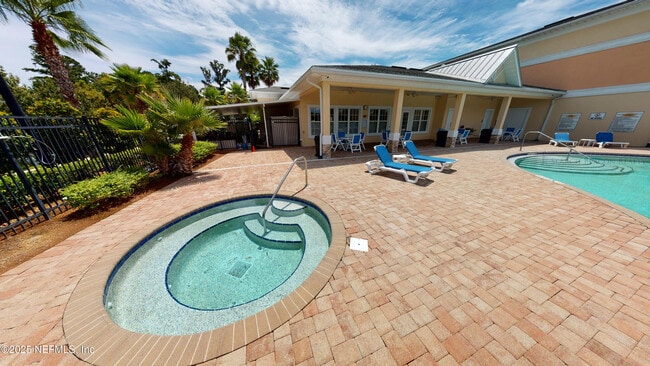 Building Photo - 8241 Pelican Landing Rd Unit 302 Rental