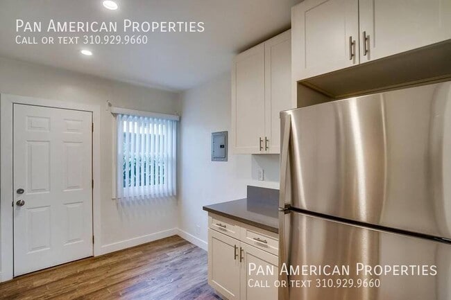 Photo - 447 1/2 W 4th St-A Unit A