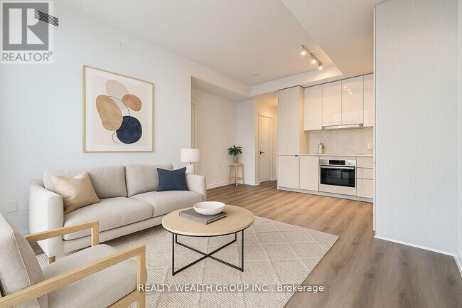 Photo - 28 Interchange Wy Unit 3103