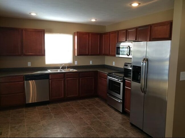 Building Photo - 1916 S 18th St