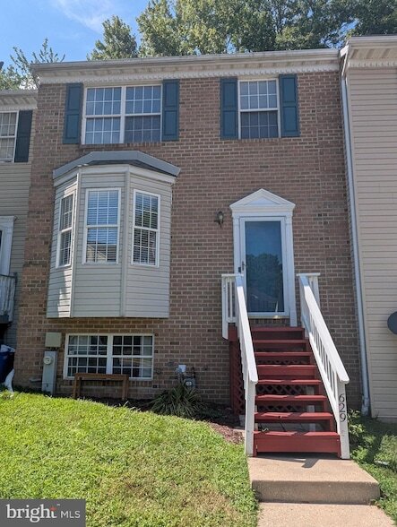 Photo - 629 Tripp Creek Ct