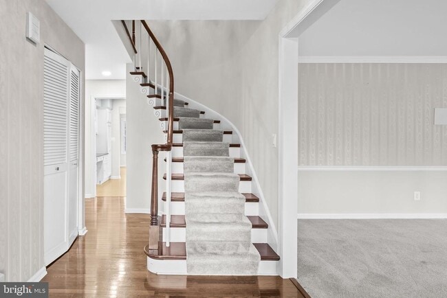 Photo - 6321 Higham Dr