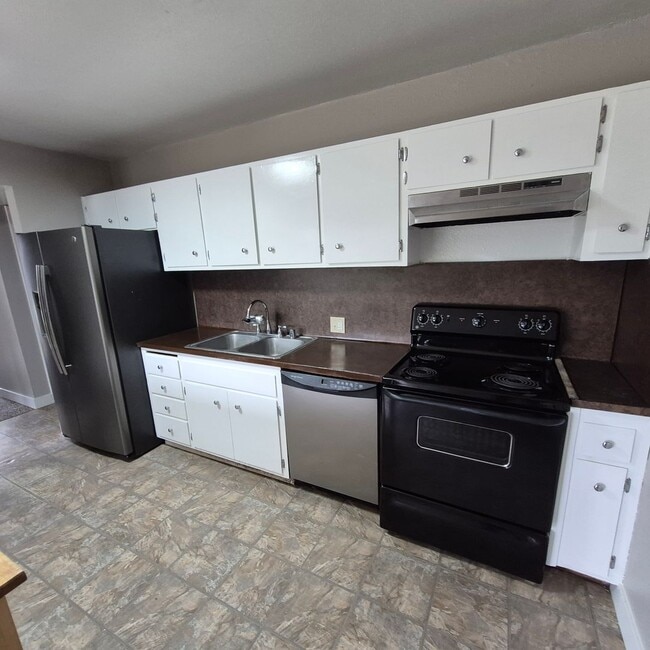 Photo - Carmichael 3 bedroom, $2195/month.