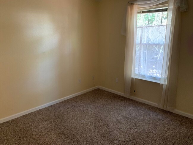 Photo - 109 Plantation Way