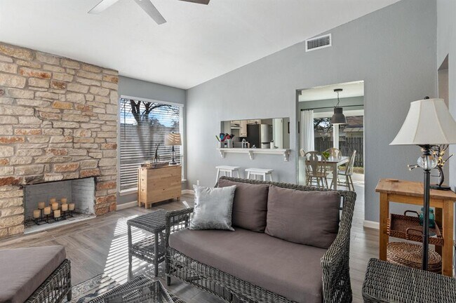 Photo - 10401 Burmaster Ln