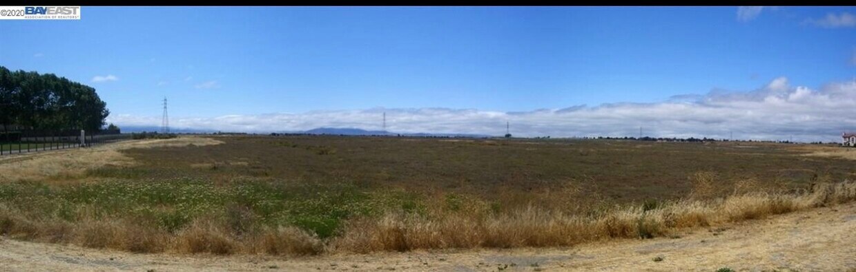 Photo - 2213 Wigeon Ct (San Leandro, CA)