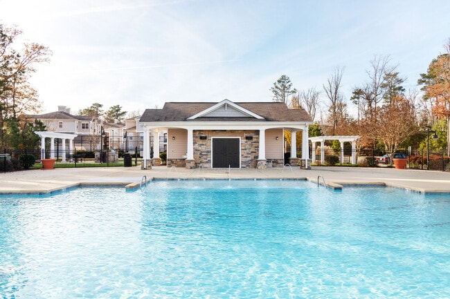 Photo - Garden Springs Apartments
