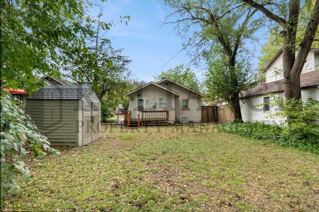 Photo - 222 S Edwards Ave