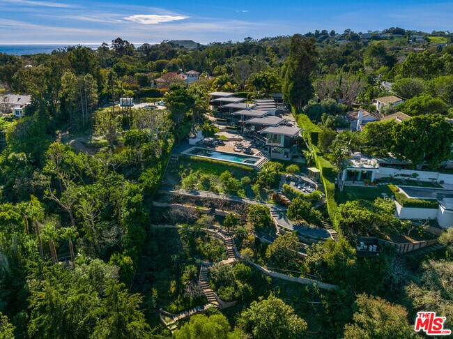 Photo - 28827 Grayfox St