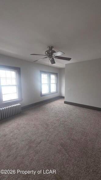 Photo - 117 E Green St Unit 2