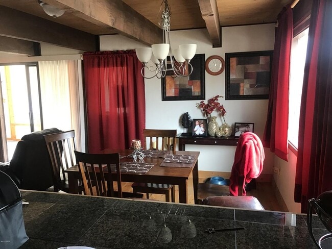 Photo - 252 W Garnet Ave