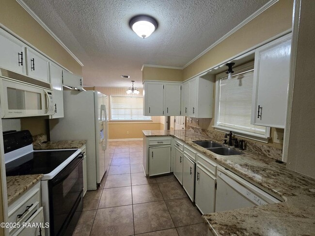 Photo - 216 Orgeron Dr