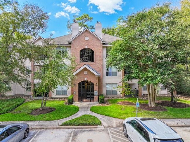 Building Photo - 8051 Bay Branch Dr Unit 432