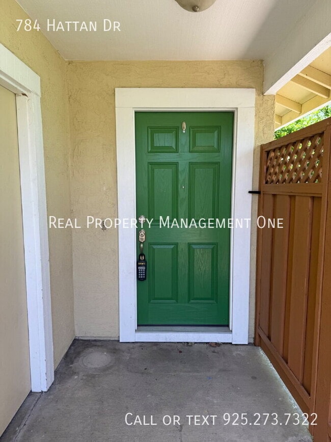 Photo - 784 Hattan Dr