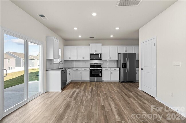 Photo - 1339 37th Ave Lane NE