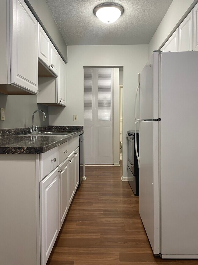 Photo - 8300 W 31st St