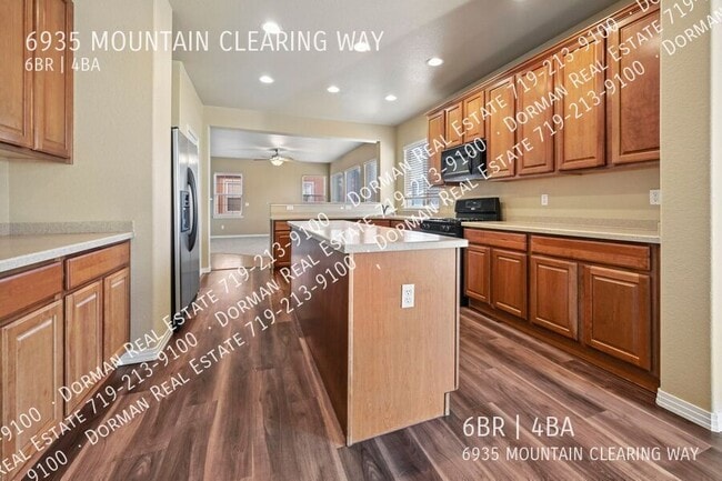 Photo - 6935 Mountain Clearing Way