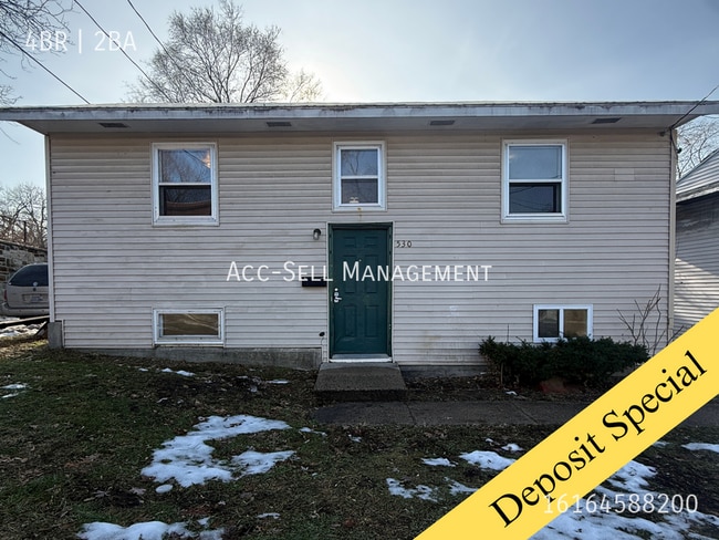 Photo - 530 Hall St SE