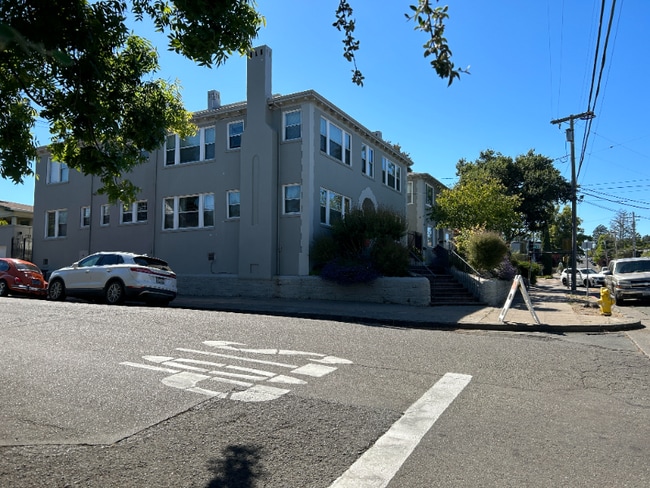 Photo - 203 Howard St Unidad 2