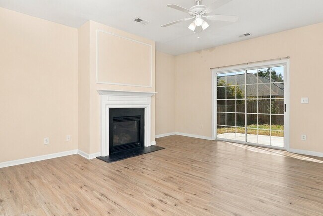 254 Highland Falls Dr
