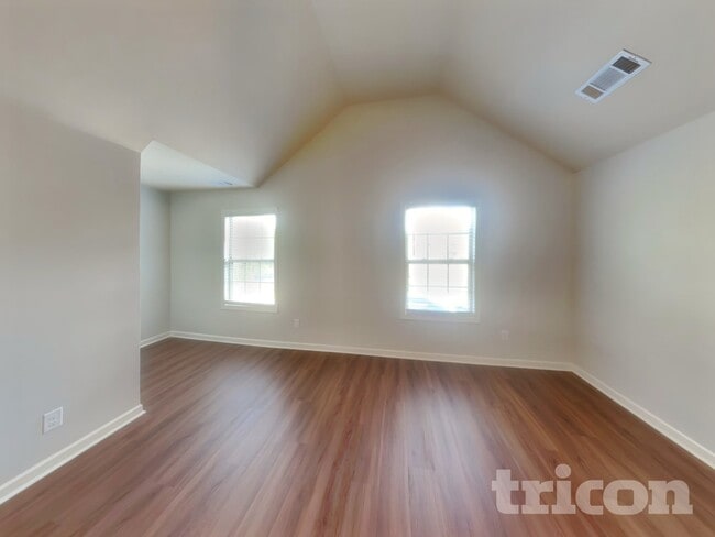 Photo - 217 Adeline Ln
