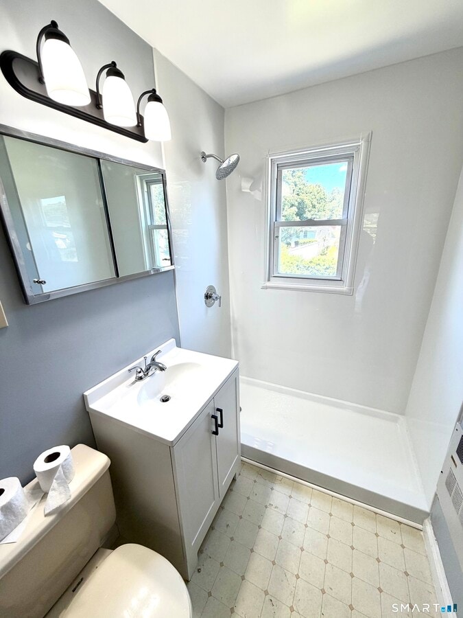 Photo - 460 Stonybrook Rd