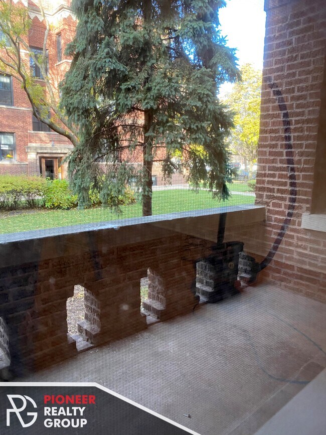 Photo - 2530 N Kedzie Blvd Unit 2516-1W