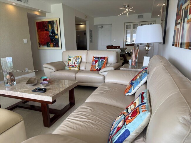 Photo - 100 Bayview Dr Unidad 807