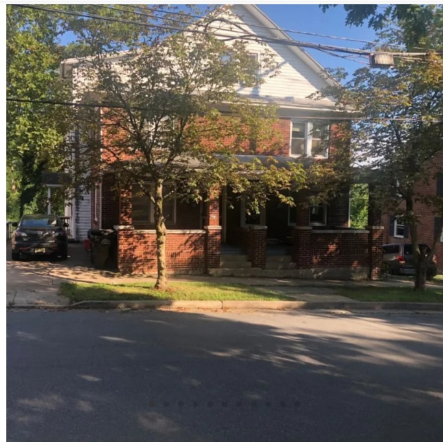 Building Photo - 122 E Hamilton Ave Rental