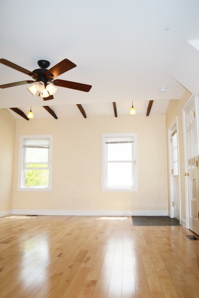 Photo - 214 North Ave Unit APT A