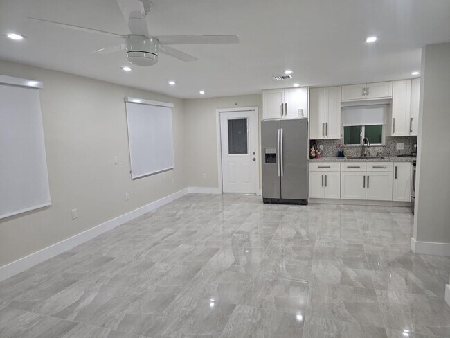 Photo - 2207 Taft St