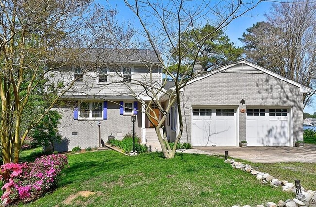 Photo - 718 Mimosa Rd House