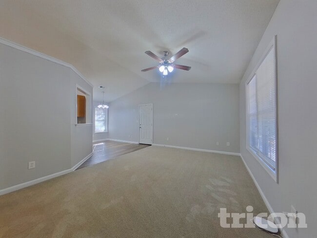 Photo - 604 Southern Trace Crossing