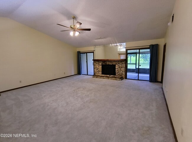 7841 Baymeadows Cir W