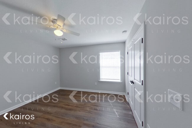 Photo - 13 Cottage Grove Dr