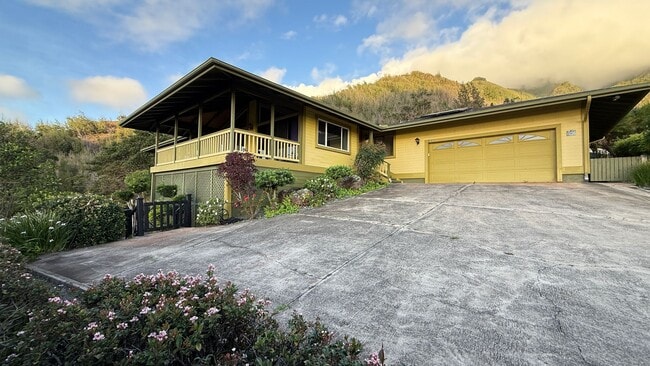 Photo - Beautiful 3 Bedroom / 2.5 Bathroom Home in Wailuku Heights!