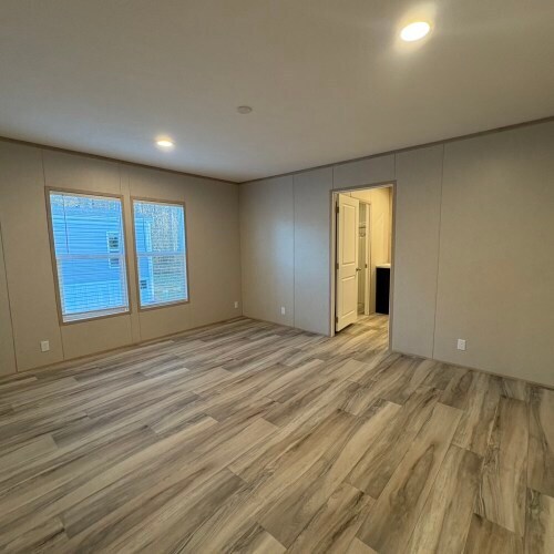 Photo - 2319 Greensburg Rd