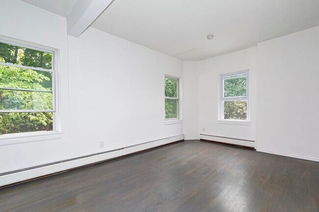 Photo - 144 Union St