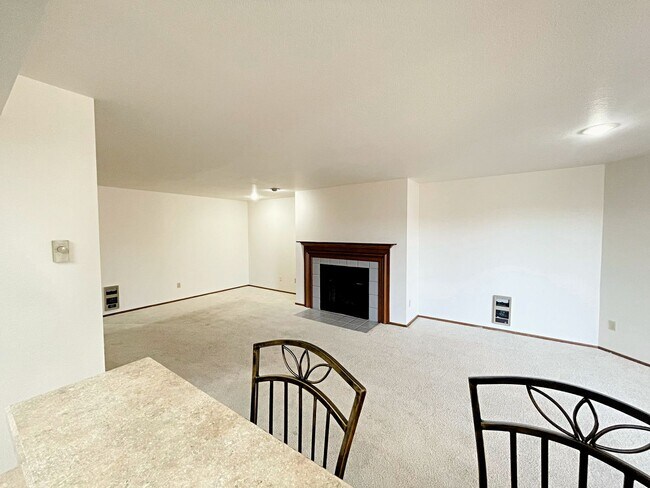 Photo - Kirkland's Eastridge Condo Unidad 202