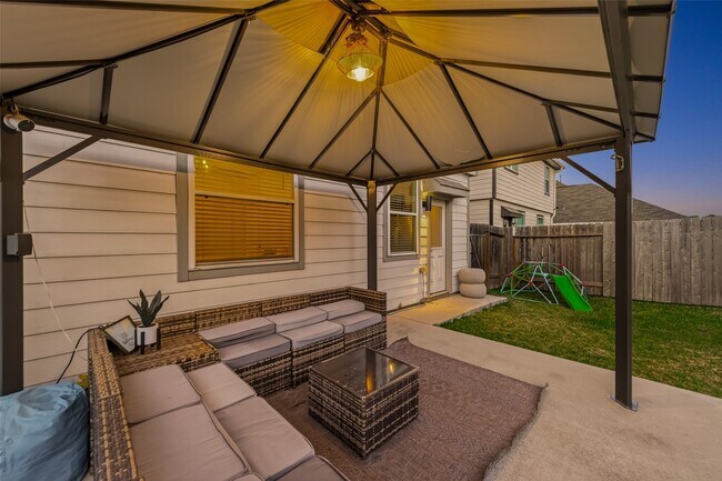 Photo - 23639 Buttress Root Dr